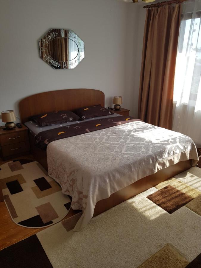 La Bunicu Villa Polovragi Eksteriør bilde